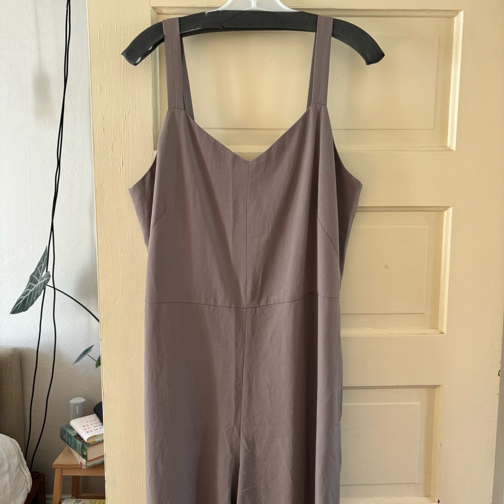 Everlane jumpsuit with pockets